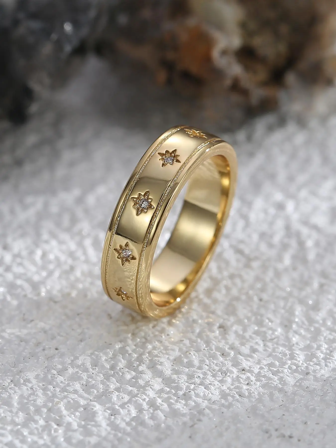 Women's Multi-color Copper Ring, Minimalist Shiny Rhinestone Decor Ring, Fashion Dainty Jewelry Accessories for Women