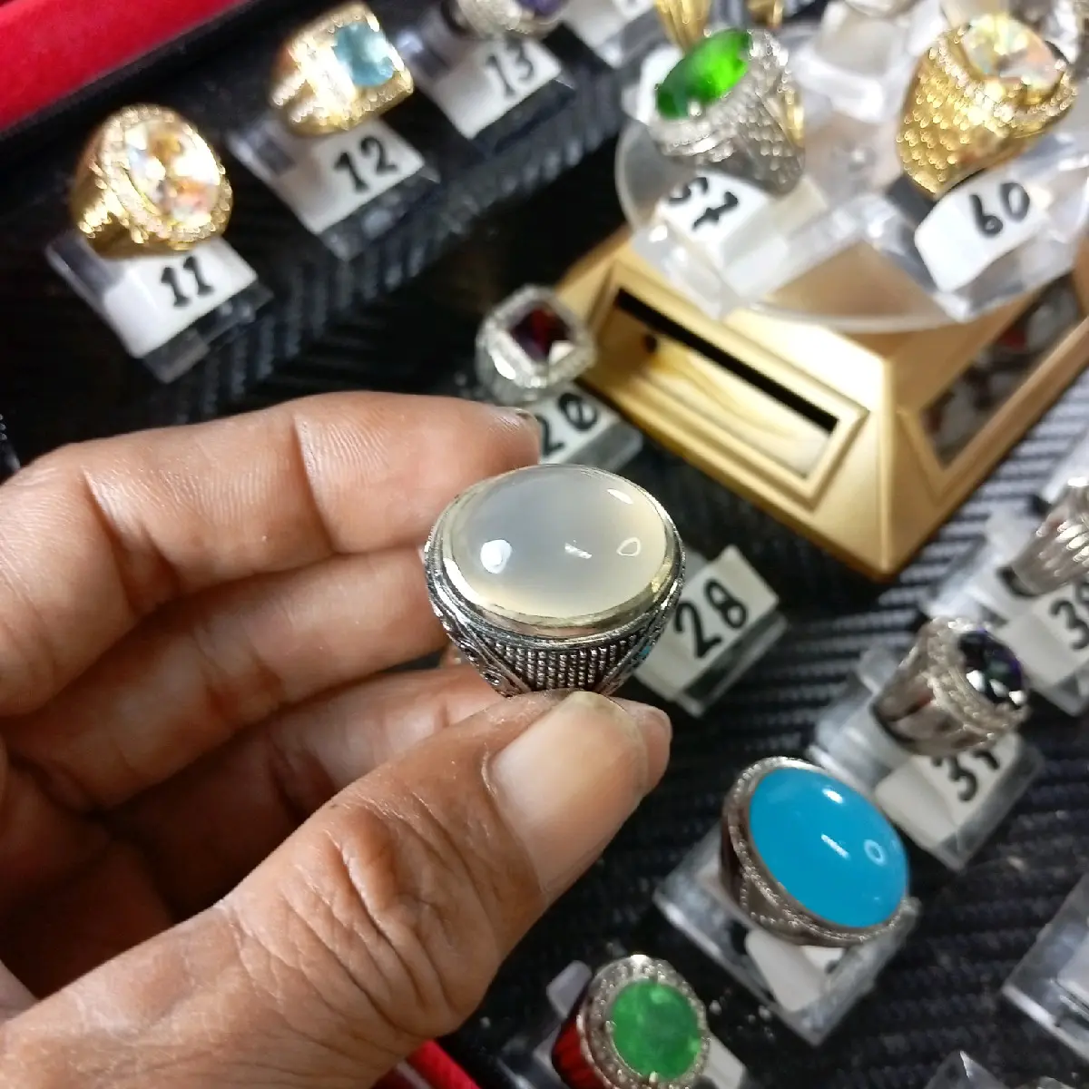 cincin laki-laki Pelapisan Logam