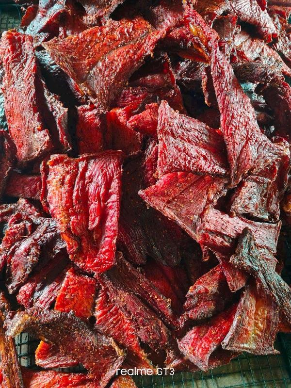Product Introduction of Thịt lợn bản sấy khô chuẩn vị Tây Bắc .300g kèm túi chẩm chéo - Thực phẩm khô cao cấp - Food Ăn Vặt 7