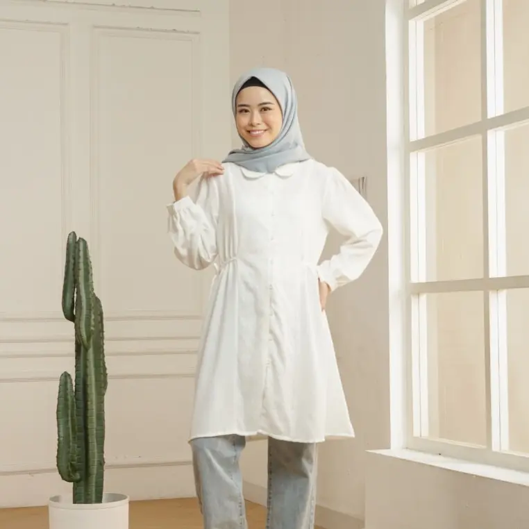 Sekido Peony Tunik Atasan Wanita Panjang Polos Kombinasi Brokat Warna Putih Bahan Shakila Nyaman dan Tidak menerawang