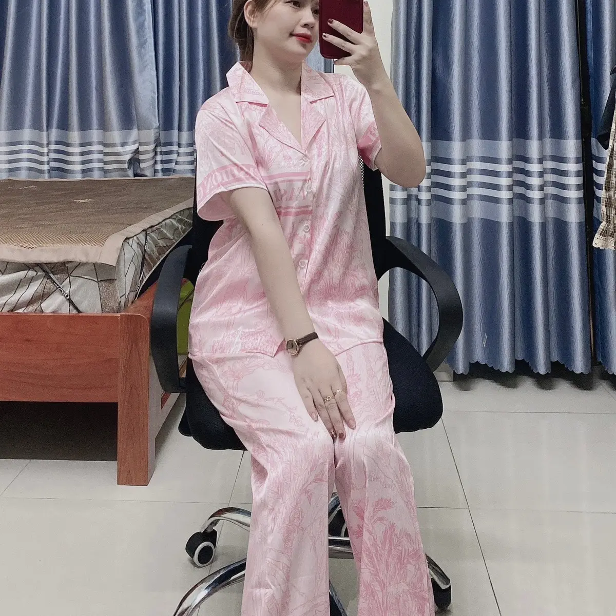 Bộ Cây Xanh, Hồng, Đen Chất Liệu Lụa xước Ánh kim Mềm, Tay Ngắn,Tay dài . Quần xuông 2 Túi, phom 40-60kg Áo Nữ Women Nhung