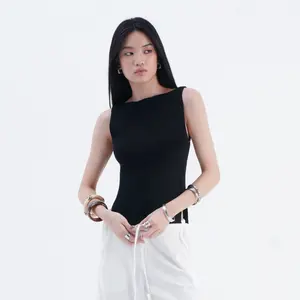 CELCIUS WOMAN x SHALOOM RAZADE Muna Knit Tanktop L03000050W Hitam