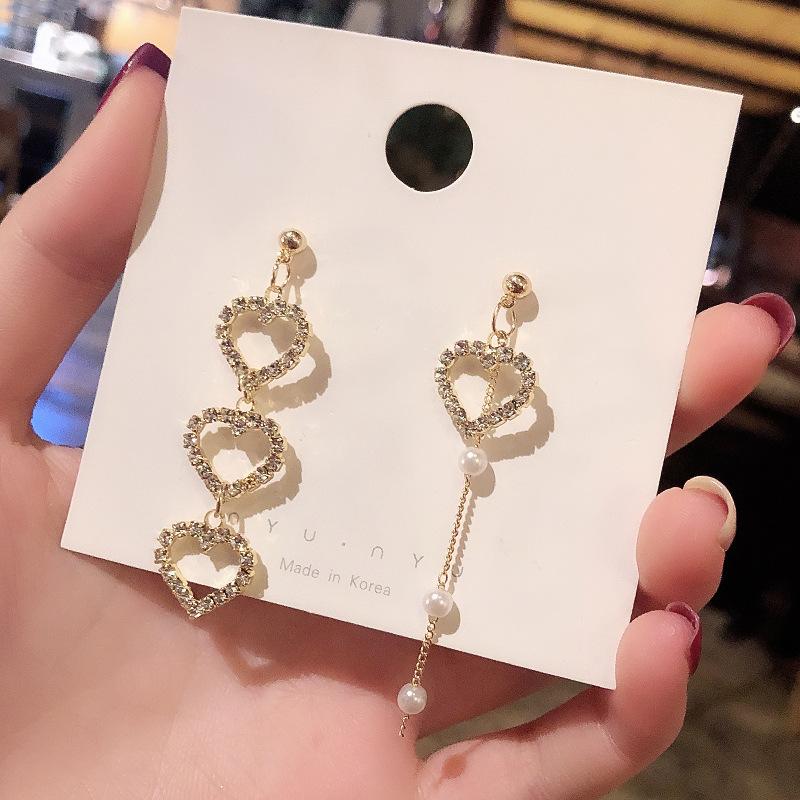 Product Introduction of Sterling Silver Needle Internet Celebrity Live Broadcast Hot-Sale Earrings Stall Supplies for Night Market All-Match Fashion Earrings Ear Rings Wholesale 1