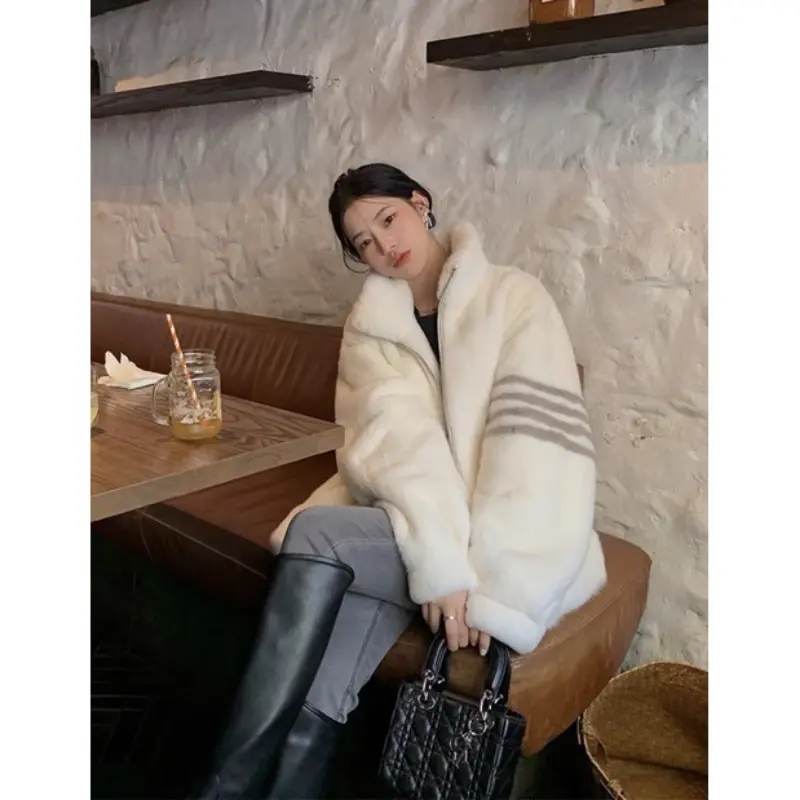 {CSS Fashion Clothing} Áo Khoác nỉ  Thom  Lông Cừu Dày Dặn Phối Kẻ Sọc Tay, Phong Cách Hàn Quốc nam nữ mặc cực chât