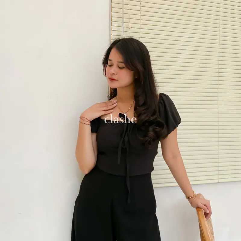 Baju Crop Wanita Atasan Lengan Pendek Crinkle Airflow Anti Lecek Korean Style Kekinian Terbaru Ootd Dea Top by Clashe 1