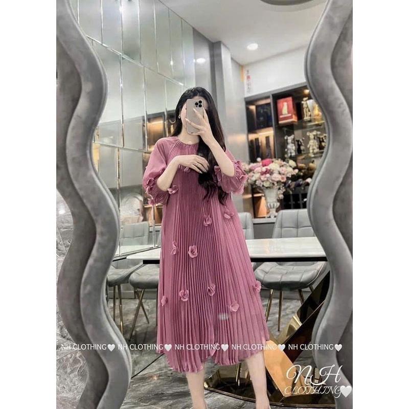 Váy xuông tay lỡ đính hoa xếp ly dáng xuông mặc siêu xinh