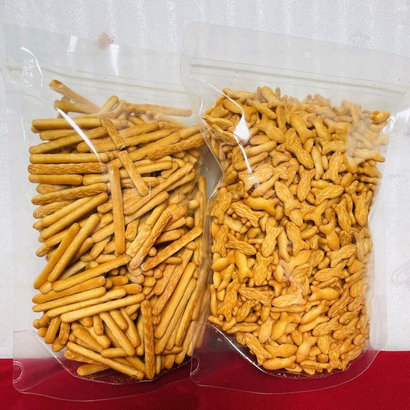 Combo Bánh Quy Đũa và Quy Cá Tuổi Thơ Giòn Béo Thơm Ngon 1kg - Ăn Vặt, Snack