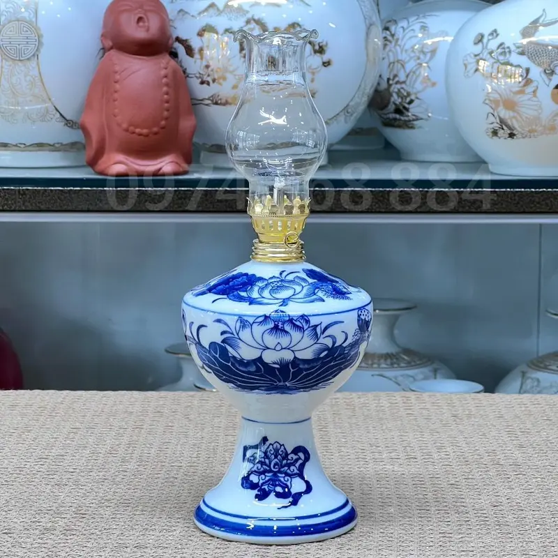 Đèn Dầu Ban Thờ, Ban Thần Tài Gốm Sứ Bát Tràng Men Lam (có bóng) 0
