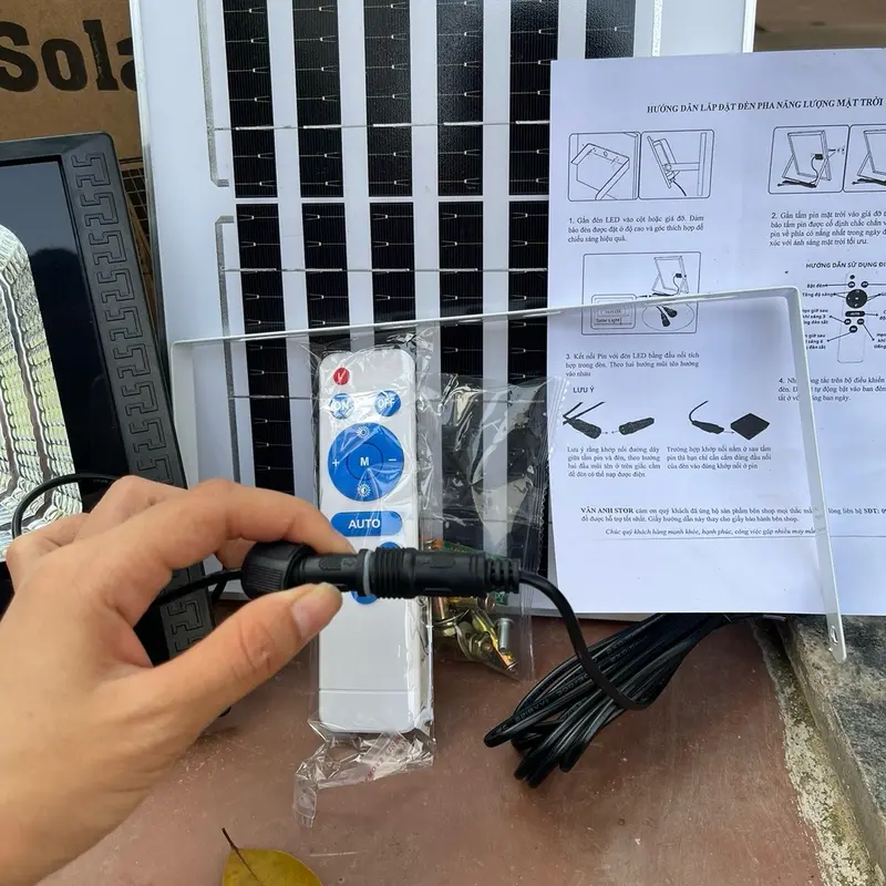 [ Live Deal ]  Đèn NLMT 3000W Sáng 20-40M2, Thời Gian Sáng 8-10H, Bảo Hành 24 tháng, Chống Nước , Cảm Biến Tối Tự Bật Ngày Tắt 4