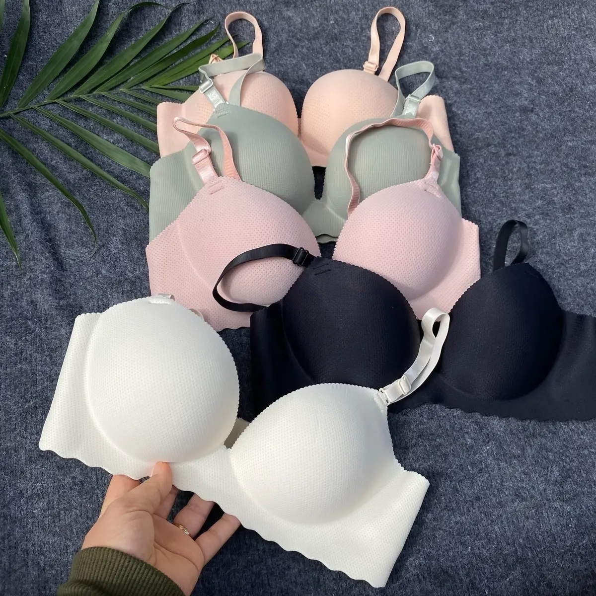 Combo3 áo lót su thông hơi xịn mút vừa size 34-36-38 chất đẹp êm lắm nha Bra Nữ
