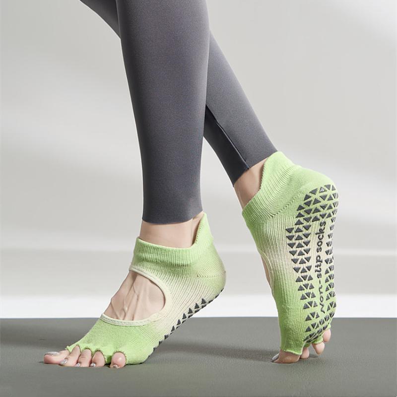Silicone Yoga Socks Review: Grip, Breathability, and Sizing 