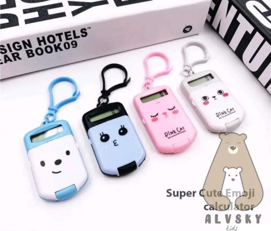 KALKULATOR SAKU MINI DENGAN GANTUNGAN KUNCI MOTIF LUCU Plastik