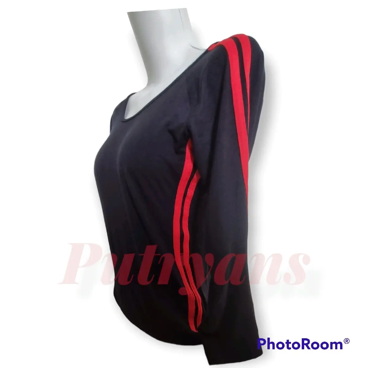 Kaos Senam Lis Lengan Panjang Wanita