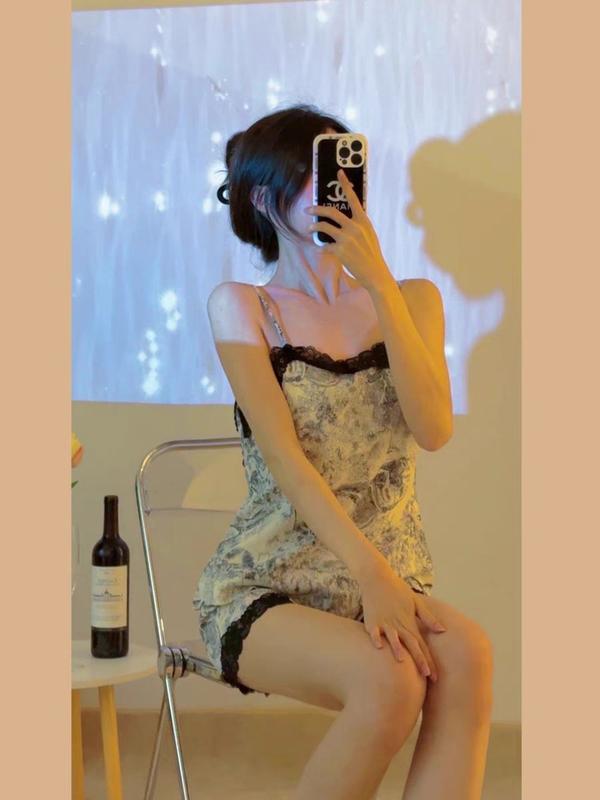 B15 (Có Đệm - Quần ôm vừa) Bộ mặc nhà Lụa Đen Kiêu Hãnh vân mây - hàng QCCC Nữ Women