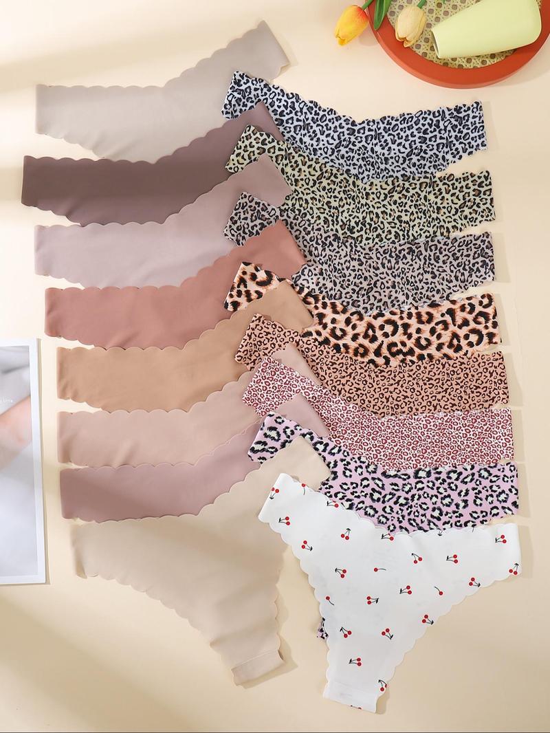 Product Introduction of Women's Leopard Print Panty, Soft Comfy Breathable Seamless Knicker for Daily Wear, Underwear for All Seasons 4