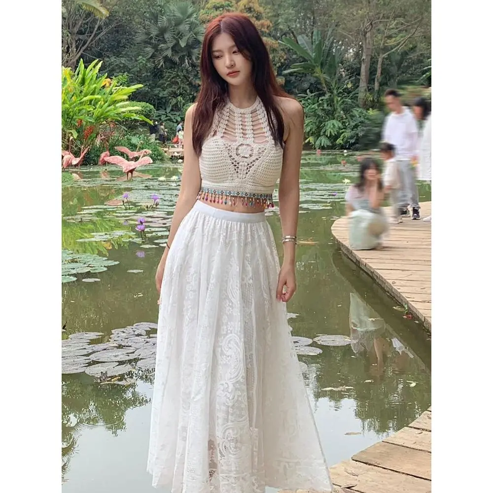 ชุดวันหยุดชายทะเลซานย่า, ชุดเสื้อกล้ามเชือกแขวนคอ, กระโปรงครึ่งตัวสีขาว, ชุดชายหาดท่องเที่ยวยูนนาน, สำหรับผู้หญิง, ชุดฤดูร้อน, คอลเลกชันชอบ 2267 ชิ้น