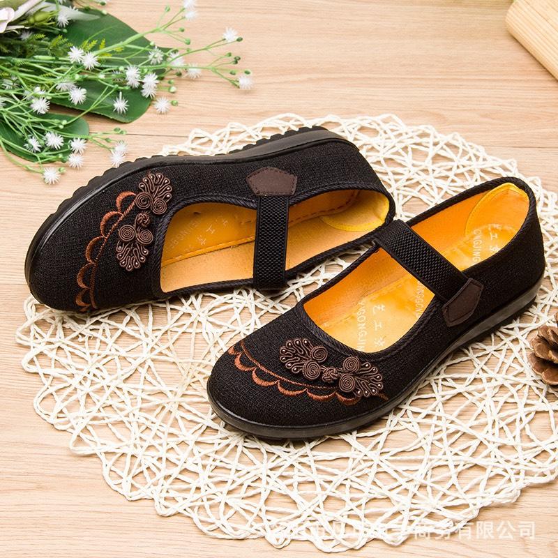Product Introduction of Giày trung niên nữ, giày bà nội bà ngoại, giày lười vải nữ Shoes Shoes 12