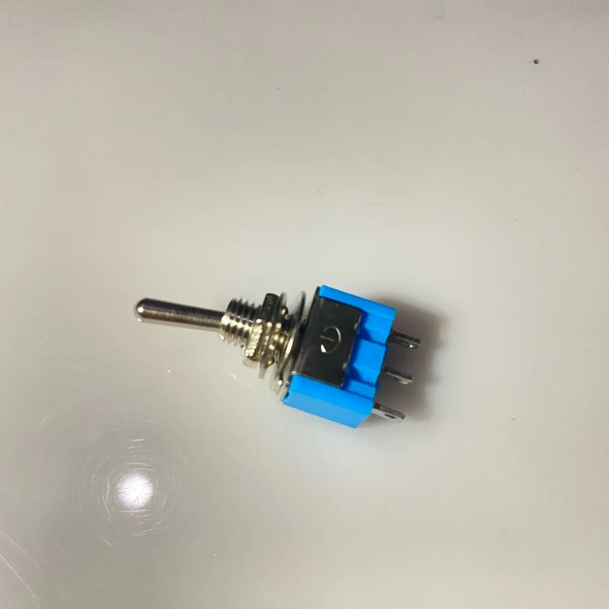 Công tắc gạt 3 chân inox nhỏ 1 vị trí on off