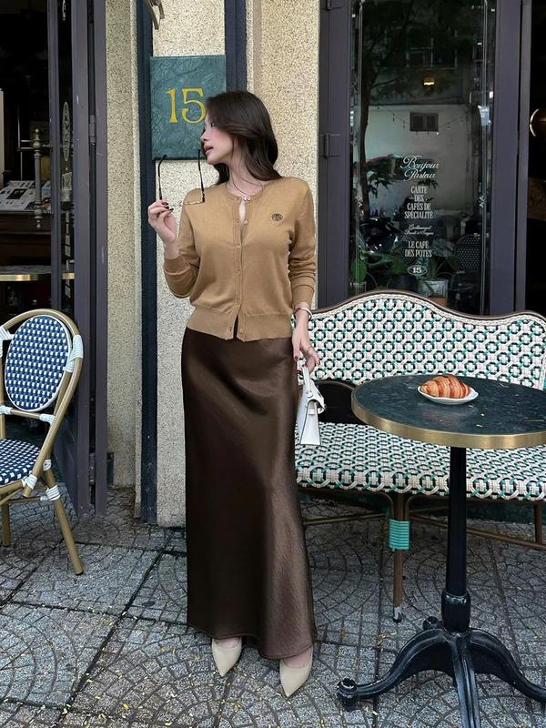 Chân váy dáng dài lụa bóng dành cho nữ COCOBEBE TATE SKIRT