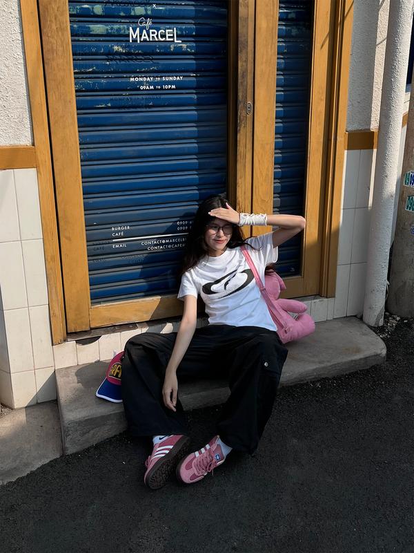 Áo thun nữ baby tee kiểu raglan 100% cotton / WOMEN-FURISTIC SPRAY LOGO TSHIRT 4