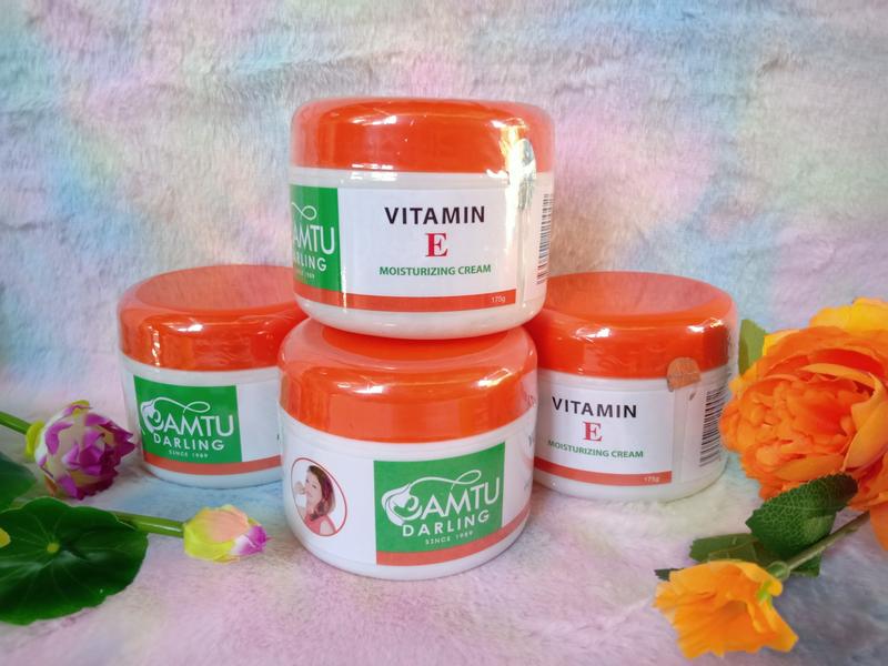 Kem massage Vitamin E cẩm tú