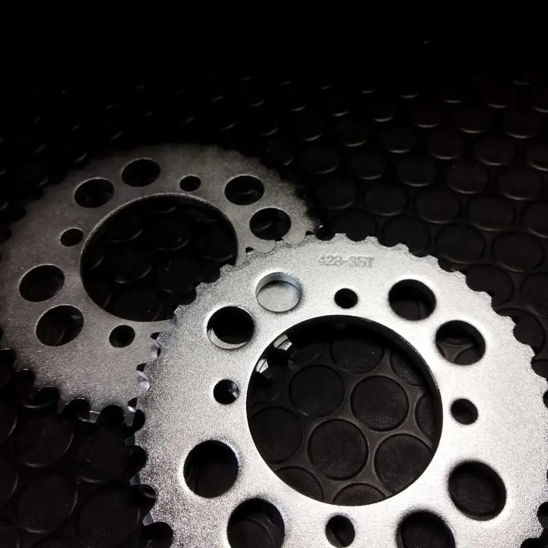 GEAR BELAKANG RX KING GOLD CROME RXK/RXZ/RXS/F/ALFA/JUPITER/F1ZR 428 35T/36T/37T CROM LVD GOLD 7
