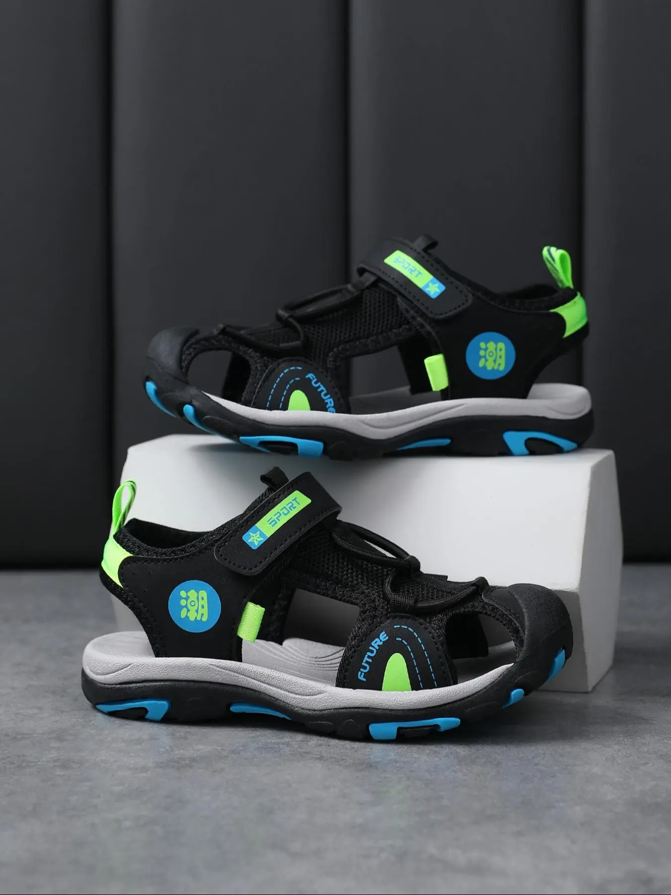 Boy's Sport Sandals, Casual Comfortable Breathable Sandals for Summer Daily Wear, Fashionable Versatile Sports Sandals for Kids
