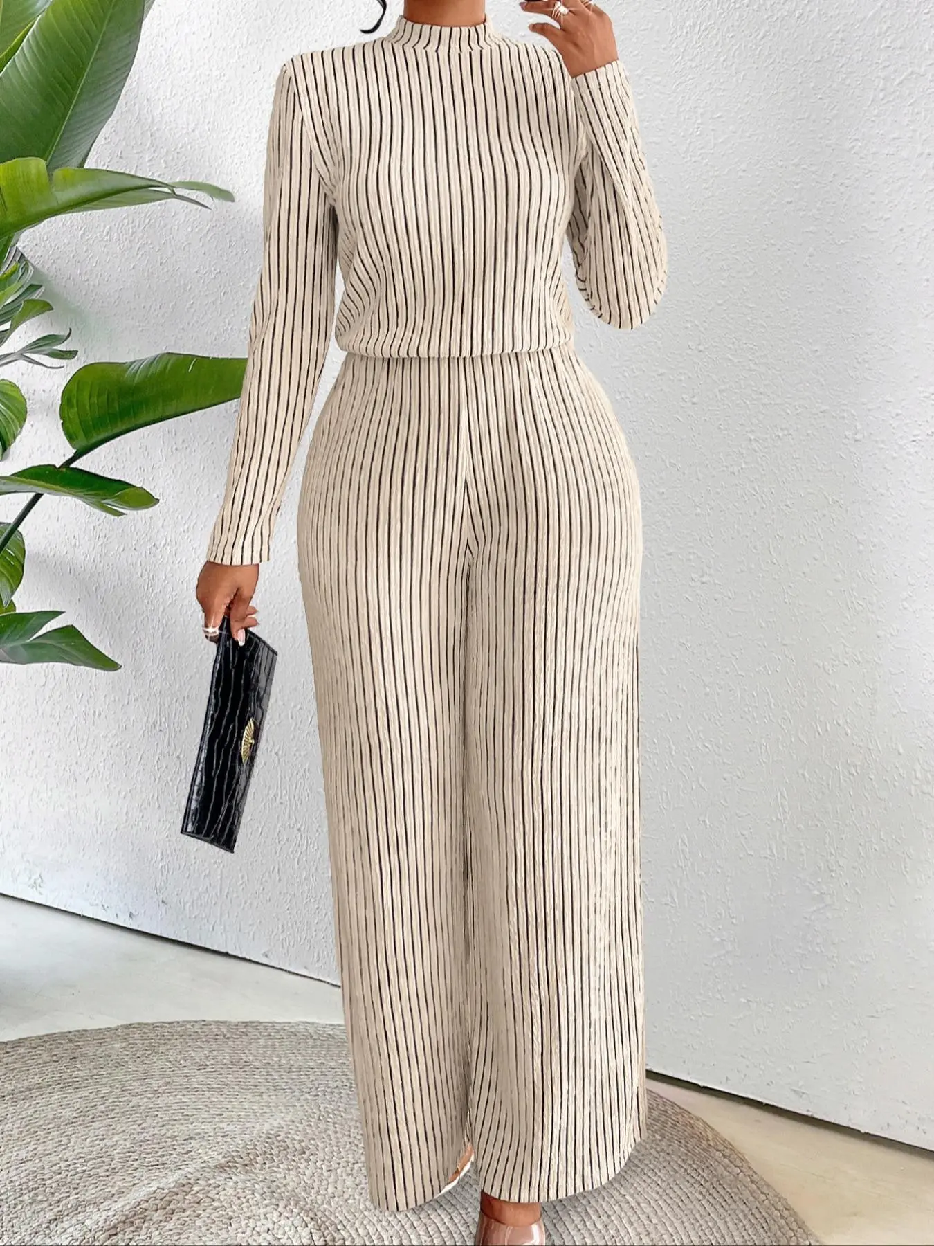 Women's solid color jumpsuit, elegant long sleeve jumpsuit for spring & Fall, fashion women's clothing for daily wear
