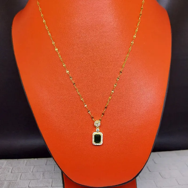 Kalung Wanita Titanium Lapis Emas Plus Liontin kotak  Hijau merah Anti Karat Gold 4
