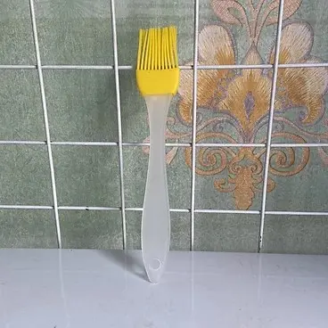 Chổi silicon đúc quét dầu, bơ, kem trang trí bánh 17cm 0