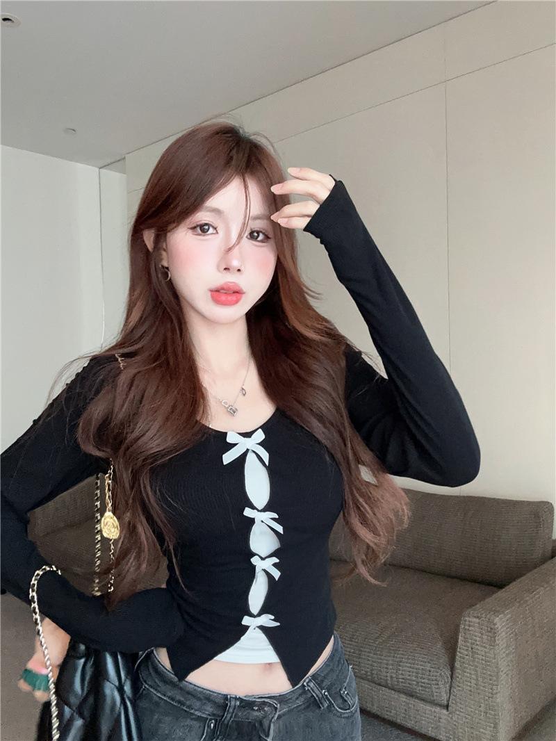 Product Introduction of Trendy Hollow Out Double-layer T-shirt for Fall 2024 3