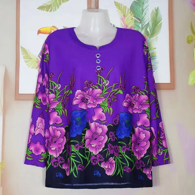 Fashionable New Women's Clothing Long Sleeves Inner Wear V-neck T-shirt Spring and Autumn Clothes Tops