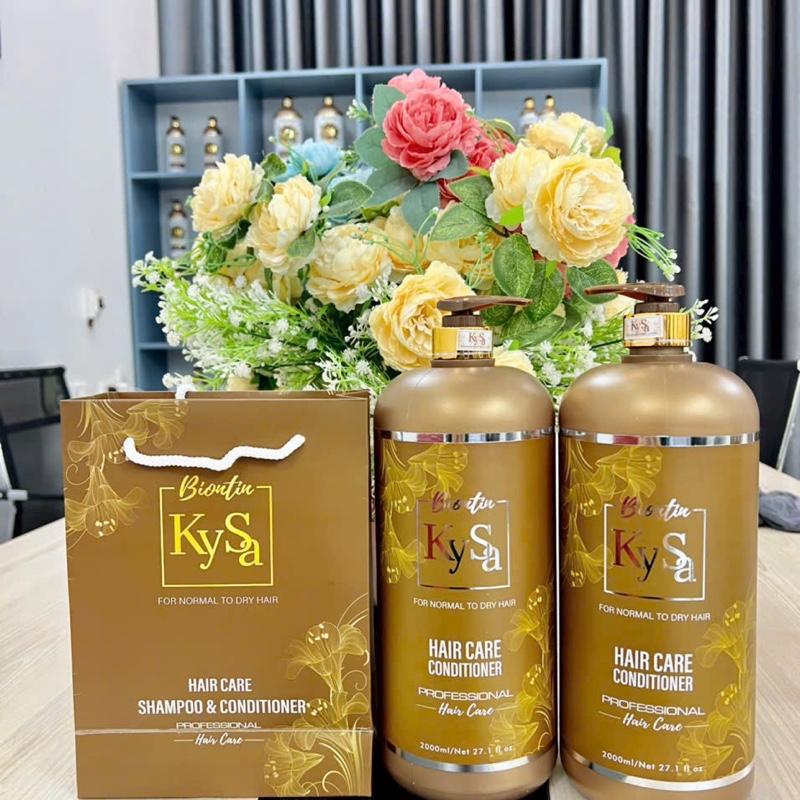 KYSA dầu gội BIOTIN COLAGEN 2000ML chai thơm lâu ,thơm dai siêu mềm mượt phục hồi tóc khô xơ hư tổn giảm gầu giảm gãy rụng kích thích mọc tọc nhiều bọt gội êm