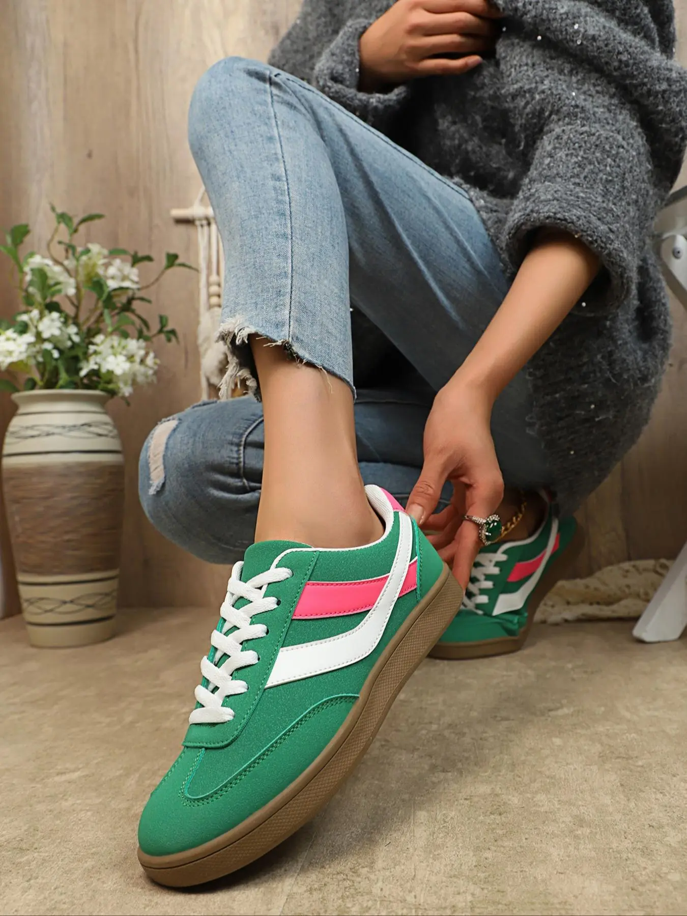 Women's Fashionable Lace Up Low Top Sneakers, Casual Comfortable Sports Shoes for Daily Wear, Female All-match Round Toe Shoes for Daily Wear