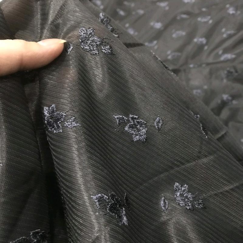 vải voan  lưới thêu hoa màu xám dày dặn cao cấp đẹp sang  _( khổ 1m15) may đầm váy áo vv 4