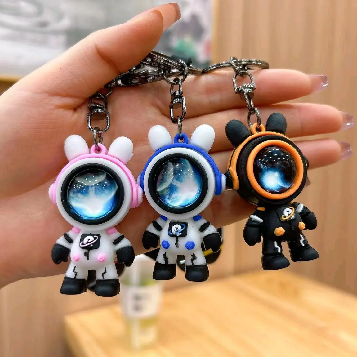 Gantungan Kunci Astronot Keychain KS018 IQ Black