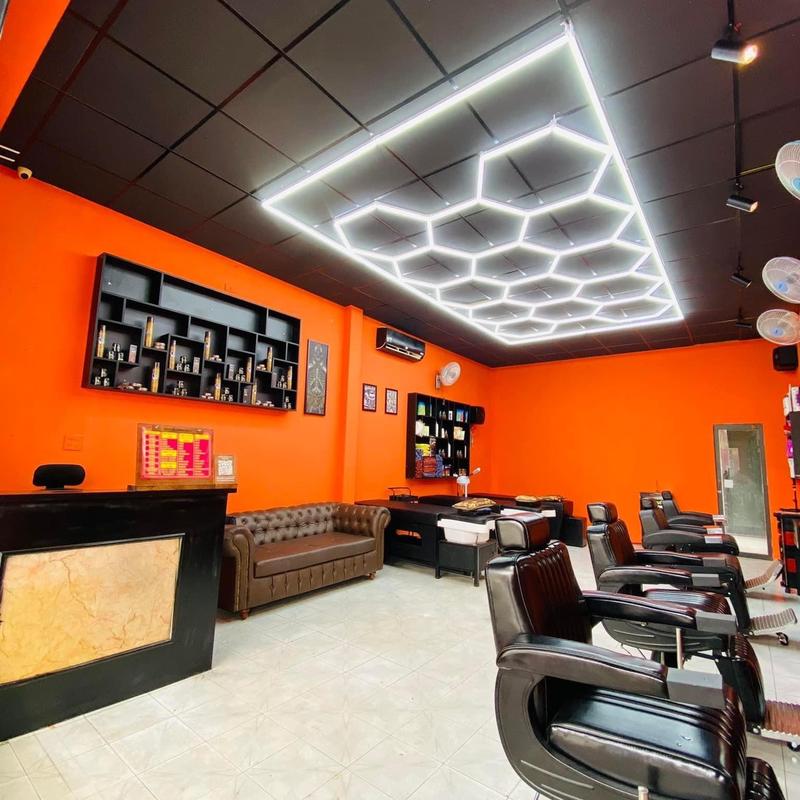 Hệ đèn led tổ ong lắp showroom cực chất