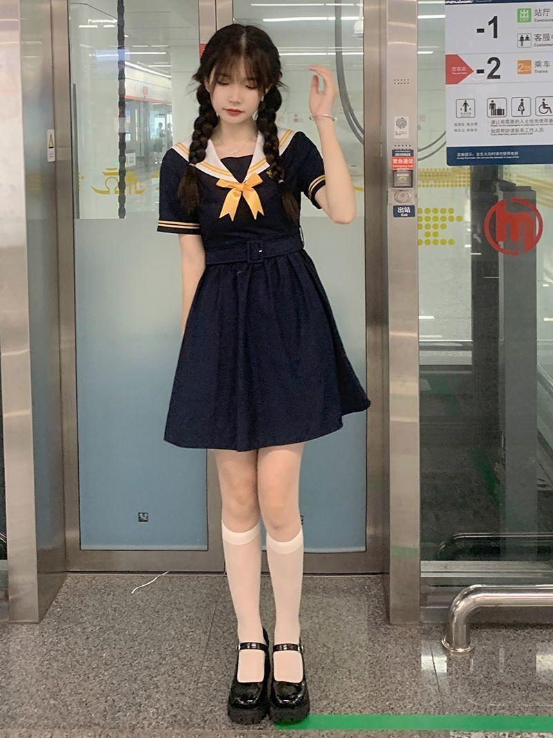 Product Introduction of Giày Cao Gót Đế Xuồng Gót Chunky, Giày Da Nhỏ Giày Lolita Cao Gót Anh Quốc Cho Nữ, Phong Cách JK, Giày Mary Jane Cổ Điển, Hàng Mới Về 2024 6