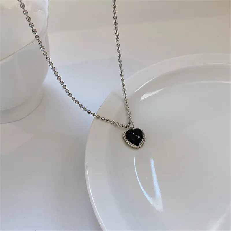 Vòng Cổ Dây Chuyền Xương Đòn, Thiết Kế Trái Tim Thời Trang, Dành Cho Nữ, Vòng Cổ Trái Tim, Màu Đen, Vòng Cổ Kiểu Pháp Ngắn, Thích Hợp Mặc Hàng Ngày Và Dự Tiệc, Phụ Kiện, Quà Tặng Cho Phụ Nữ 1