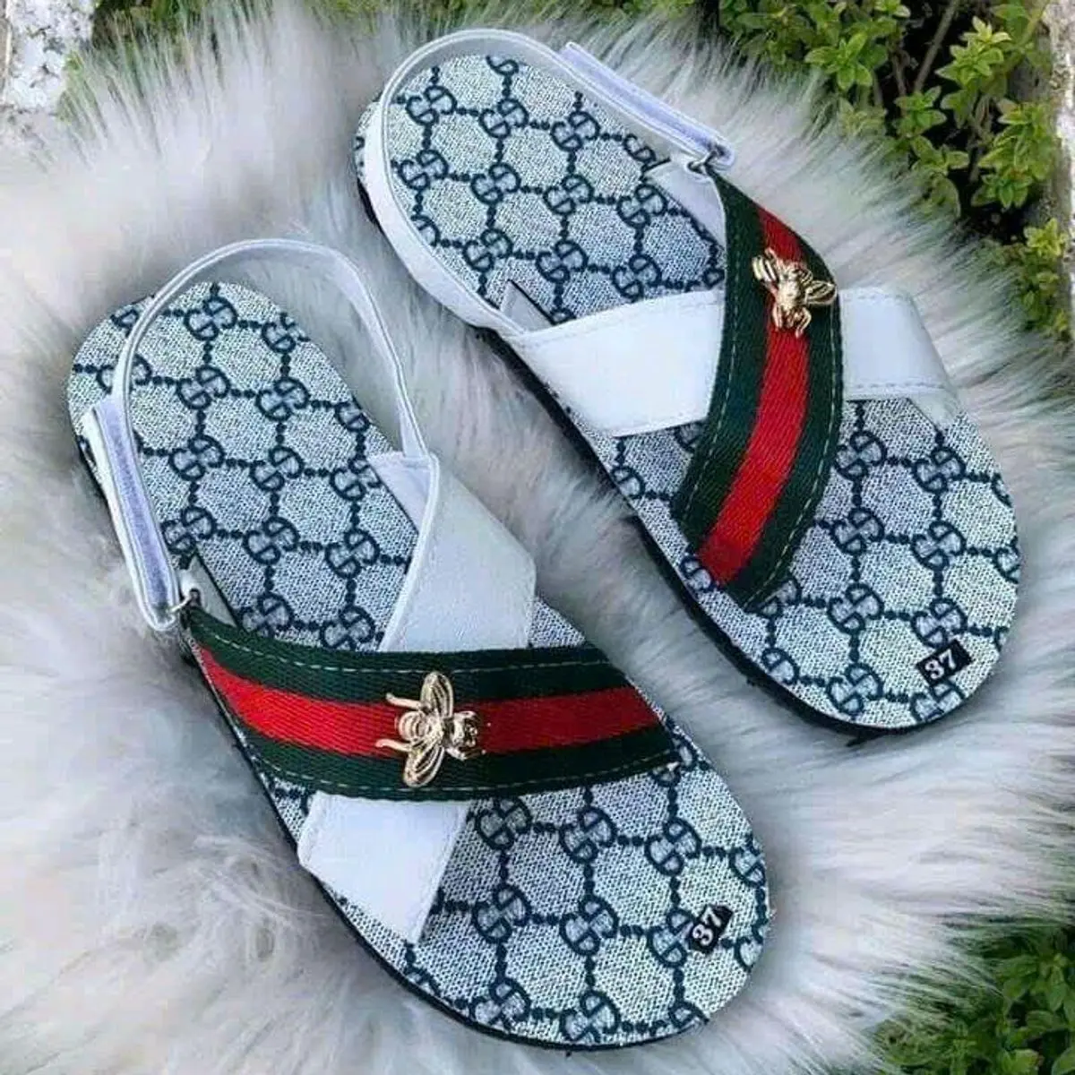 sandal quai chéo x trắng  xanh  quai chéo dành cho nam va nữ Cao Su Đồng DéP Jean Đế Bằng