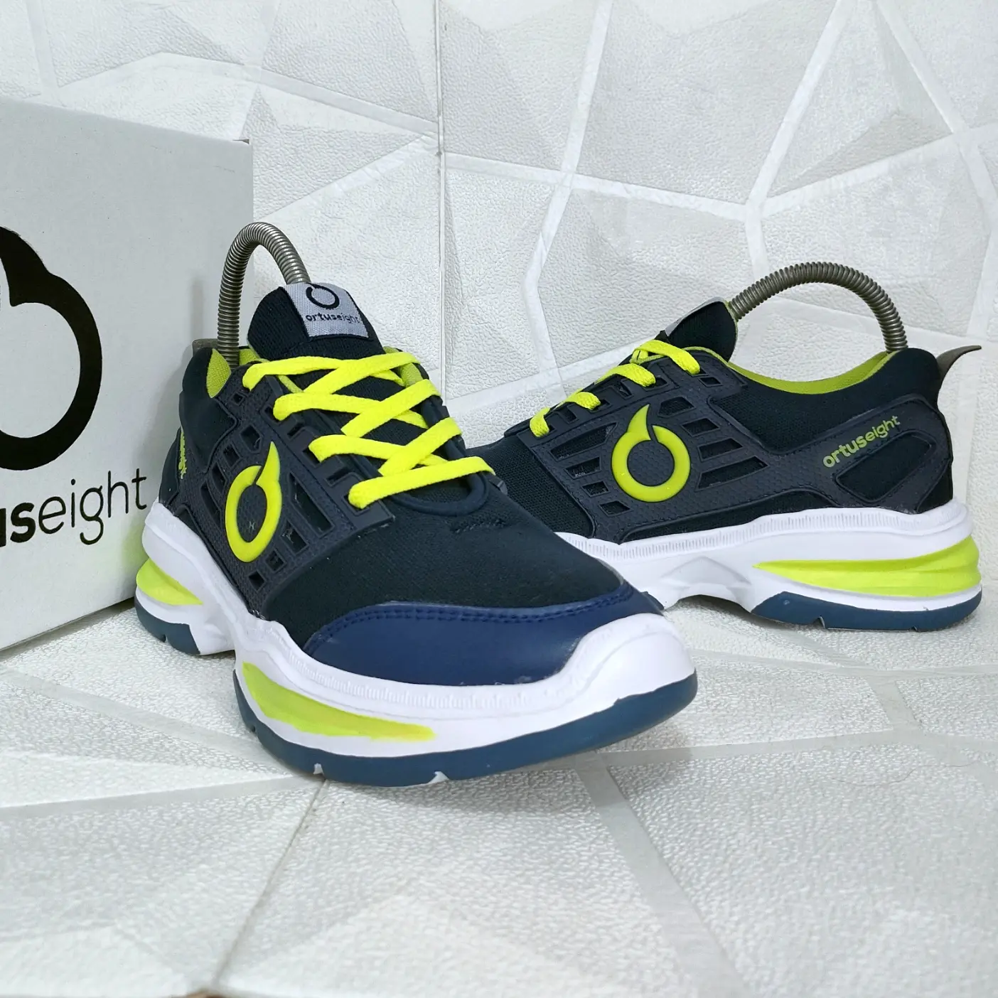 sepatu sneakers olahraga pria wanita ortus.sepatu joging.sepatu volly,sepatu badminton.sepatu lari Outdoor Running