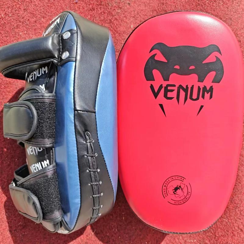 Product Introduction of Sanda Foot Target Taekwondo Training Equipment Boxing Target Boxing Adult Children Target Fight Baffle Muay Thai Boxing 3