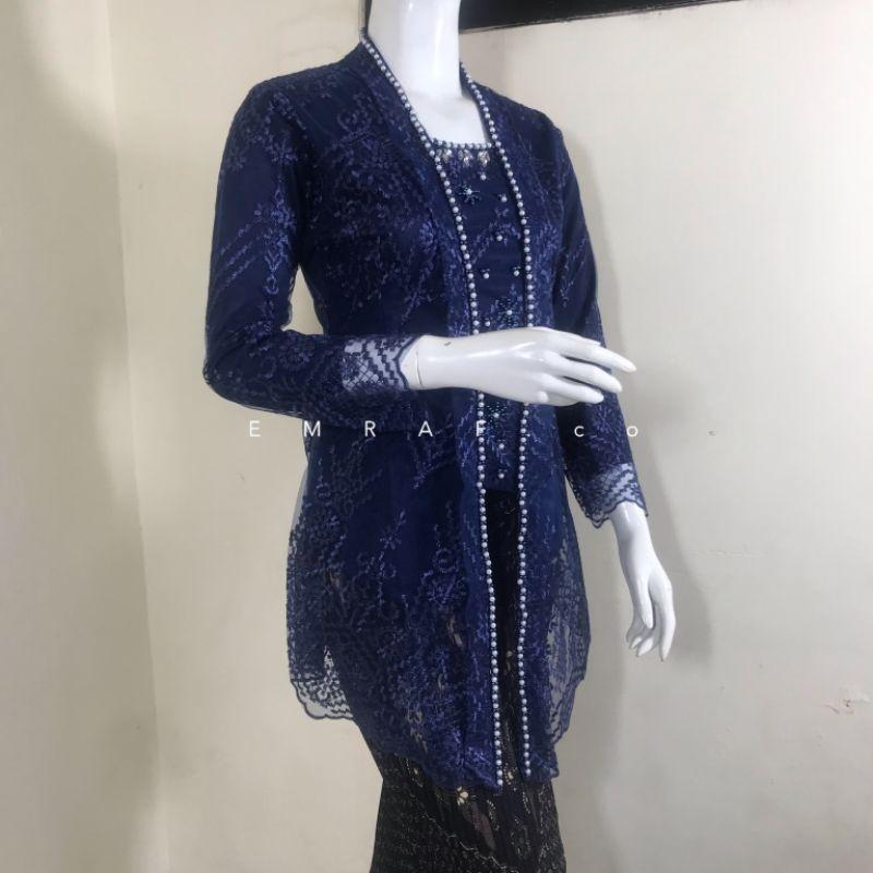 kebaya kutu baru / kebaya modern/kebaya kutu baru / kebaya wisuda / kebaya couple / kebaya modern / kebaya favorite 5