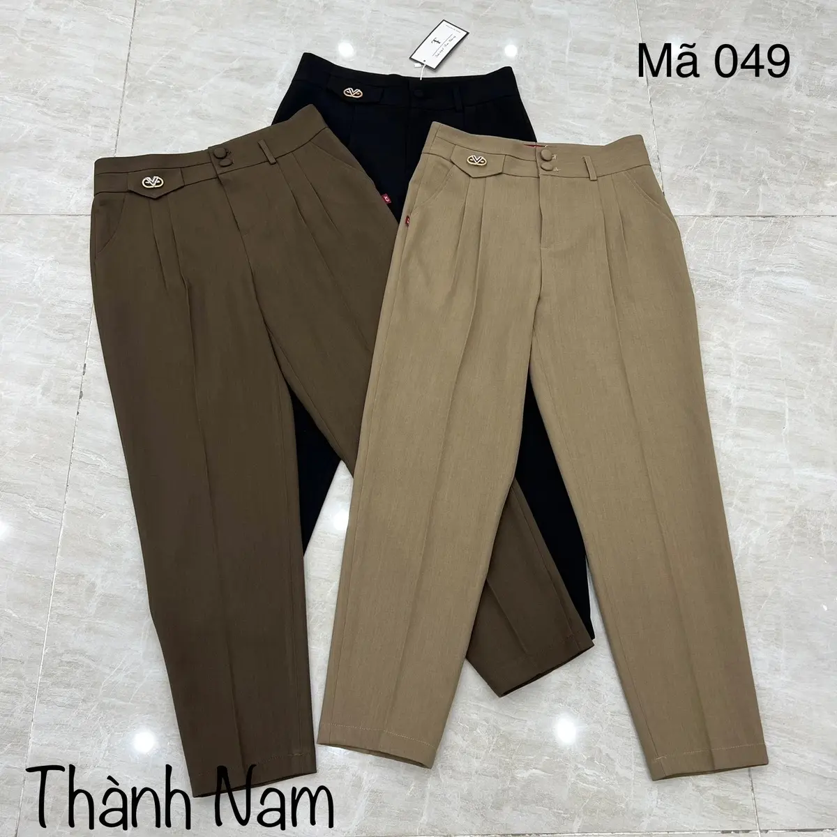 Quần âu dáng baggy mã 049 cho nữ giúp che khuyết điểm phần mông và đùi.  THÀNH NAM