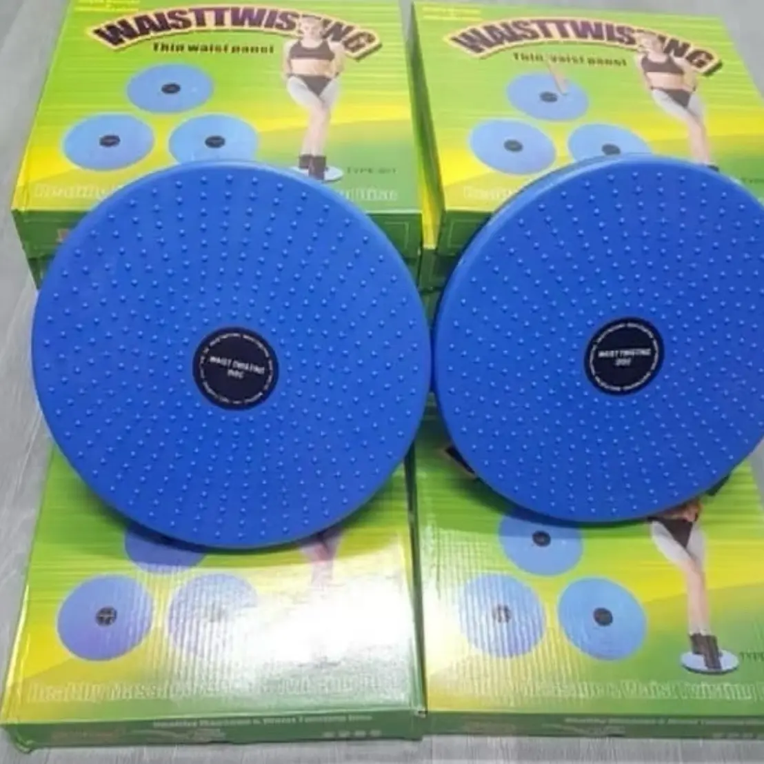 Bàn xoay eo mua 1 tặng 1