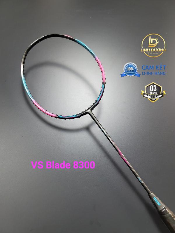  Vợt  VS Blade 8300 Chính hãng bảo hành 3 tháng . 4ug5 căng max 13.5kg. Tặng quấn cán + Bao vợt. Căng sẵn cước theo yêu cầu. 