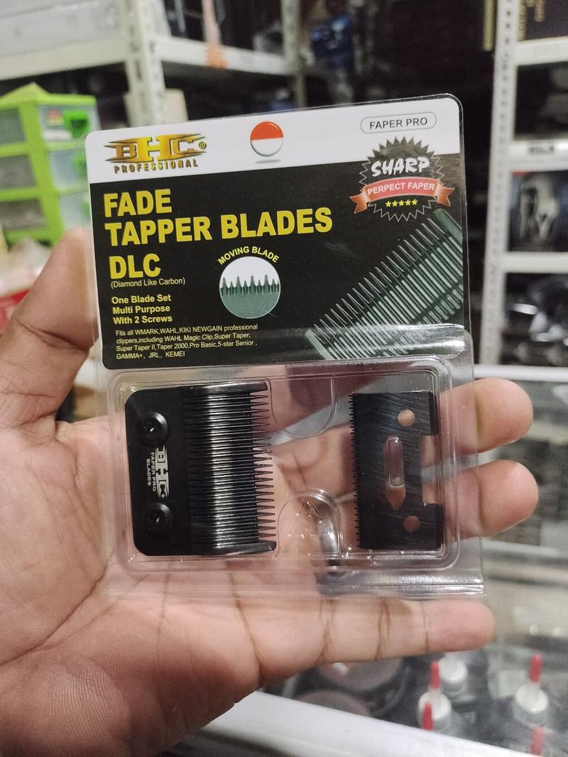 Product Introduction of Mata Pisau Mesin Cukur Blade BHC FAPER PRO Original DLC Universal Fade & Tapper / Pisau Mesin Cukur For WAHL WMARK JRL ANDIS GAMMA TUFT LUMI DLL Merah 3