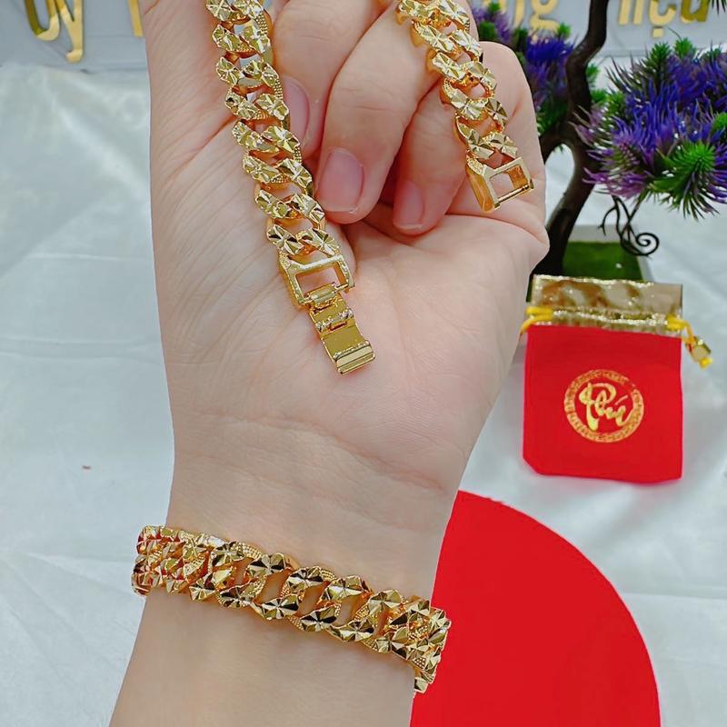 Lắc tay xích bản nhỏ từ 35-80kg đều vừa( ấn vào phần mô tả xem video cách mở khoá lắc tay )