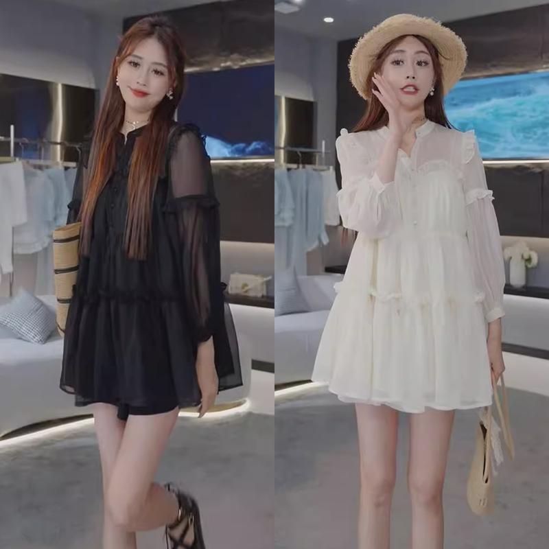 Set áo form rộng voan bèo kèm quần ngắn 2118 xinh xắn khi đi chơi và du lịch Nữ Top Kem Đen Thun Women