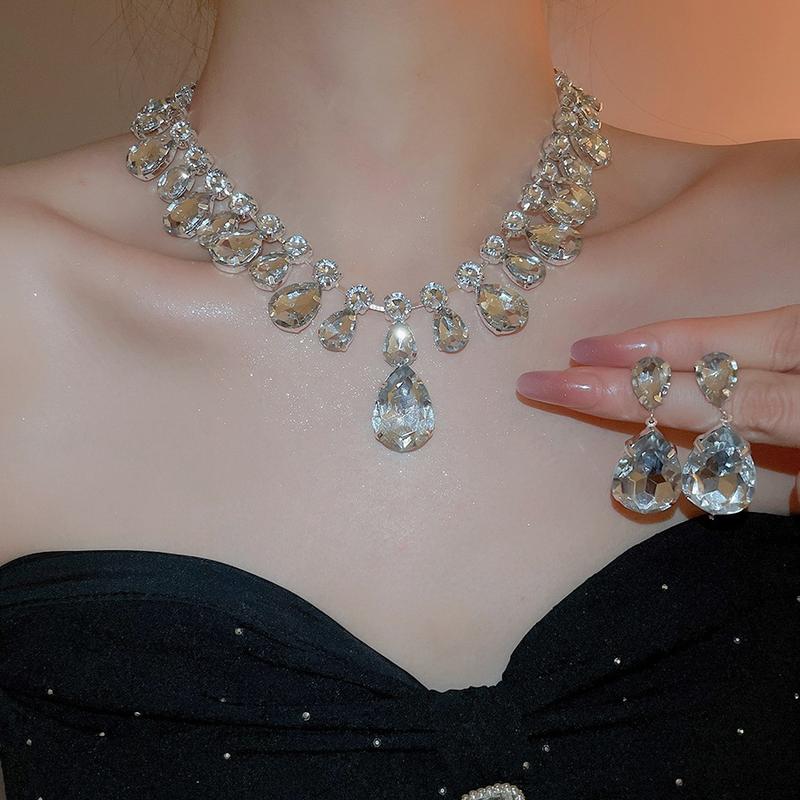  Bộ Bông Tai Tua Rua Mặt Dây Chuyền Hình Giọt Nước Nạm  Thời Trang Và Dễ Phối Đồ Giá Cả Phải Chăng Sang Trọng Và Cao Cấp Vòng Cổ 